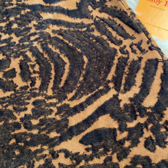 Ruby Rd Women’s Shirt size M brand new with tag length 26” bust 36” - Picture 11 of 12